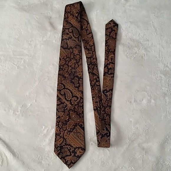 Vintage Robert Talbott Hand Sewen 100% Silk Neck Tie Paisley Brown Black Italian - Picture 9 of 13